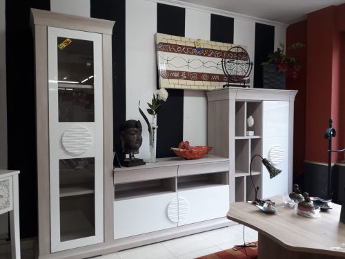 Salón Bogas Royal, 3 mts.